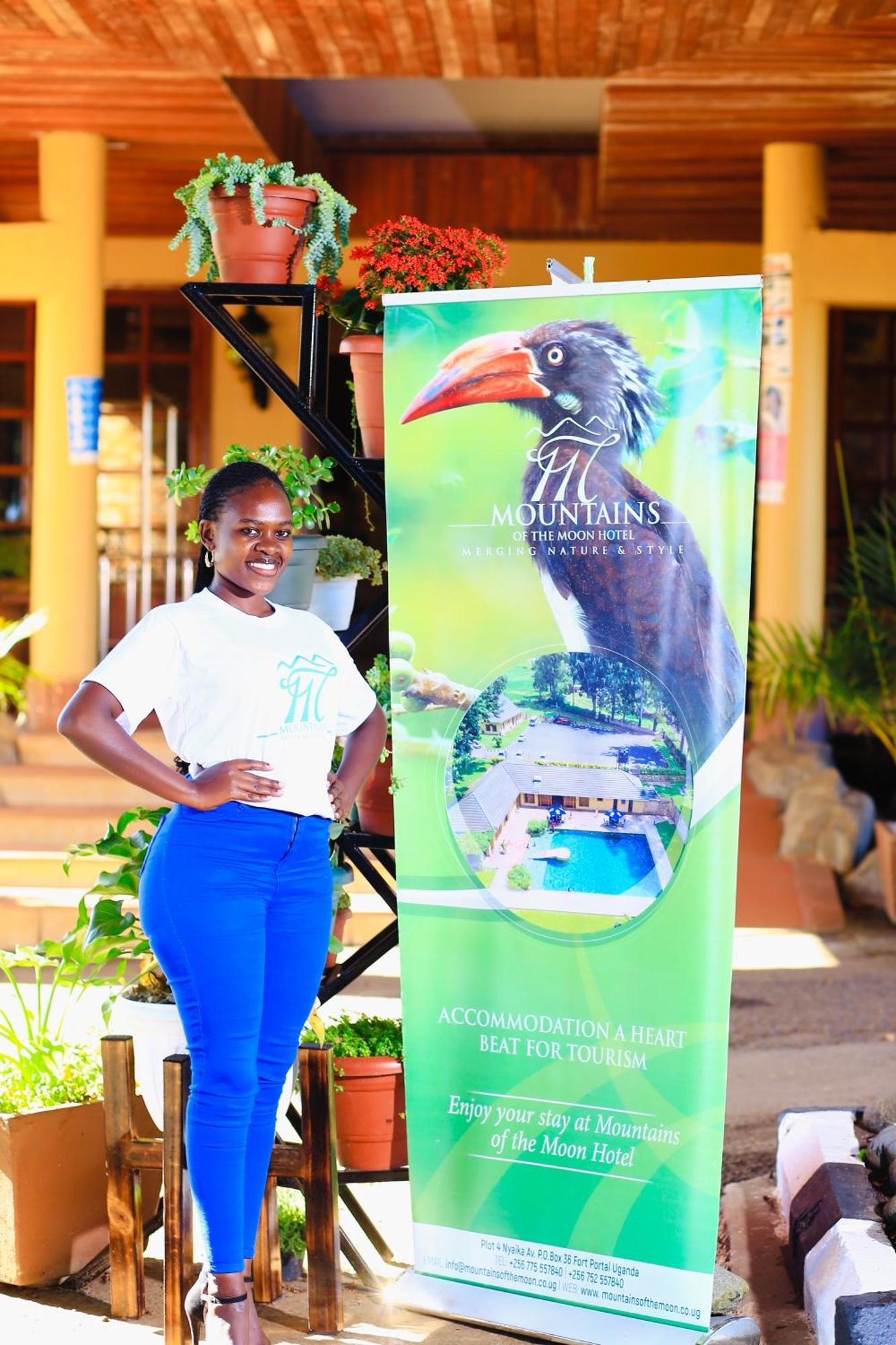 Mountains Of The Moon Hotel Fort Portal ภายนอก รูปภาพ
